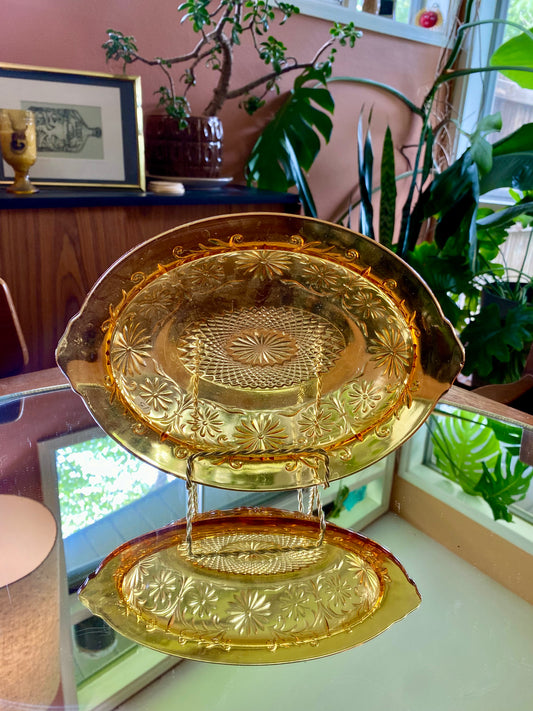 Indiana Glass Daisy Amber Pattern Oval Bowl